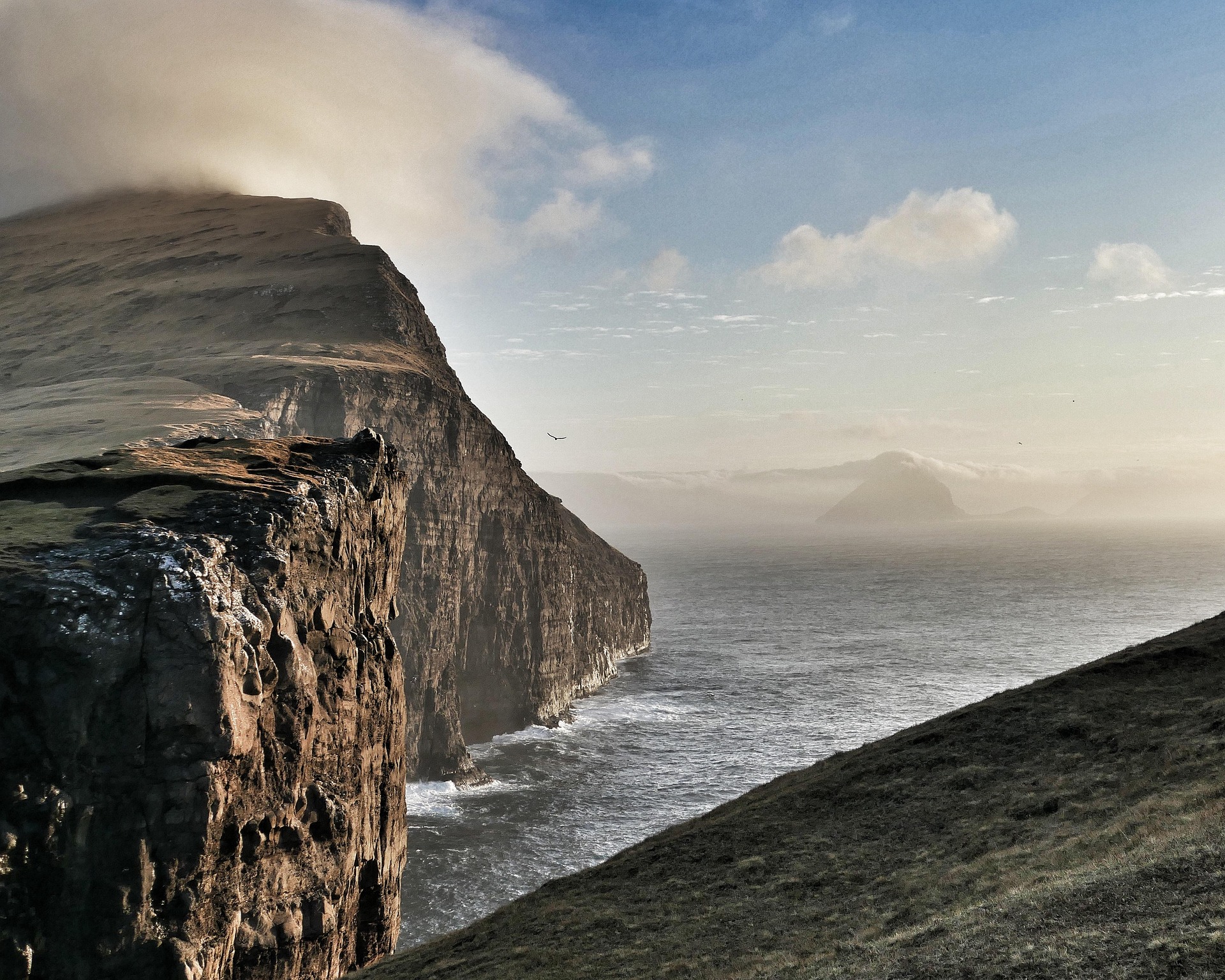 Itinerario di 2 giorni alle Isole Faroe: tra scogliere e antiche leggende